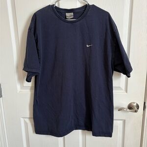 Y2K Basic Nike Swoosh Tee